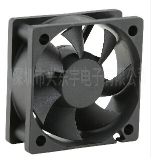 散热风扇的转速相关